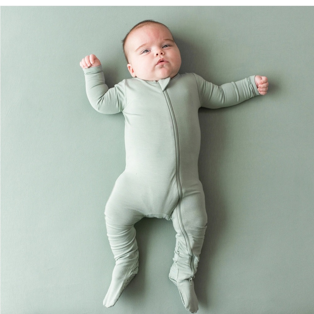 Kyte Baby Zippered Footie in Thyme